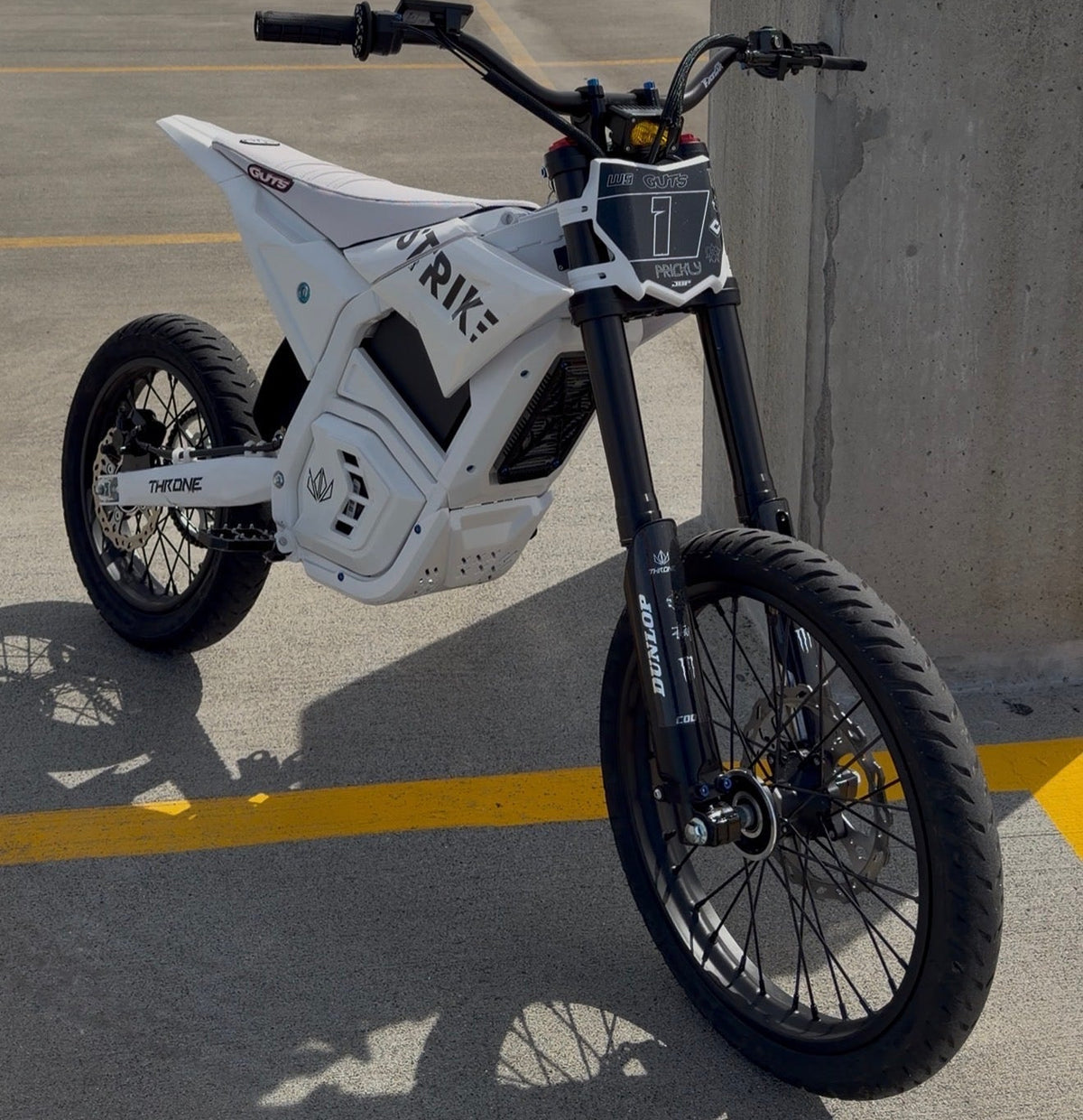 Yozma, heybike villain , and Tuttio Supermotos tires