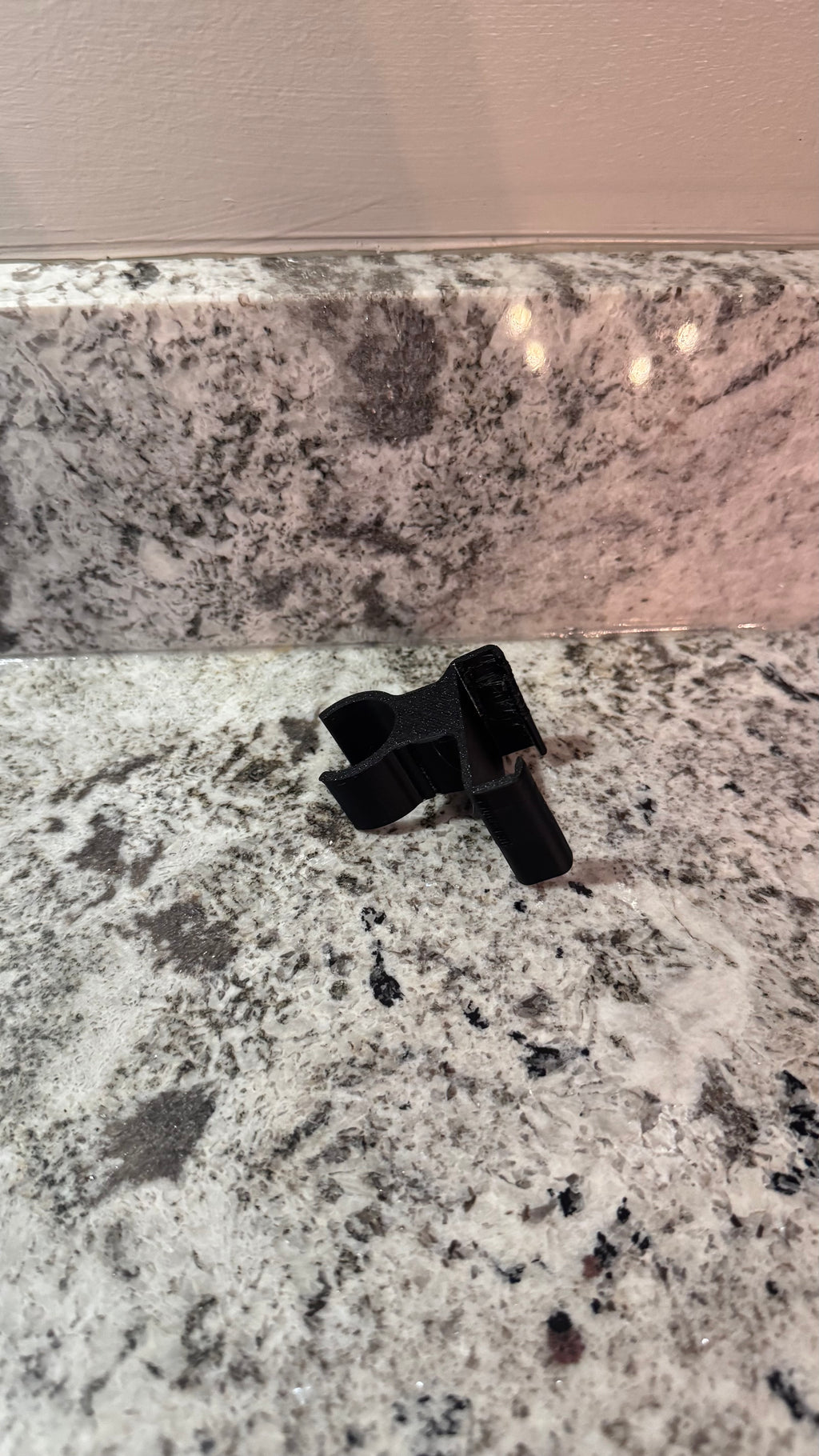 Yozma Mid-Bar Display Mount
