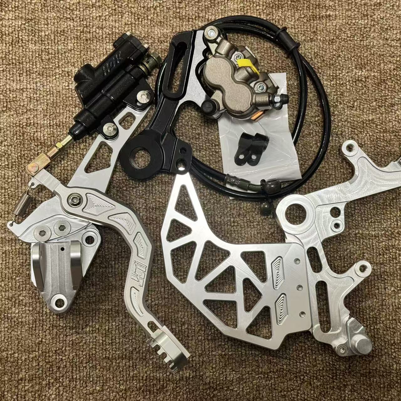 Surron Ultra Bee Left Dual Caliper Bracket and Foot Pegs Brake (Preorder 8-9 Days)